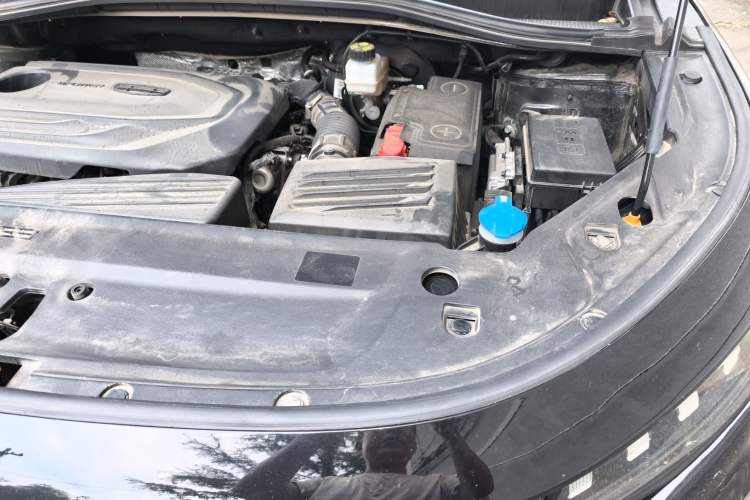 Used Geely Auto Haoyue 2022 1.8TD DCT Luxury 7-Seater Engine Bay Left