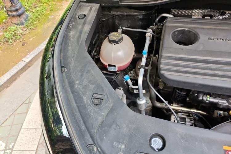 Used Geely Auto Haoyue 2022 1.8TD DCT Flagship 7-Seater Engine Bay Right