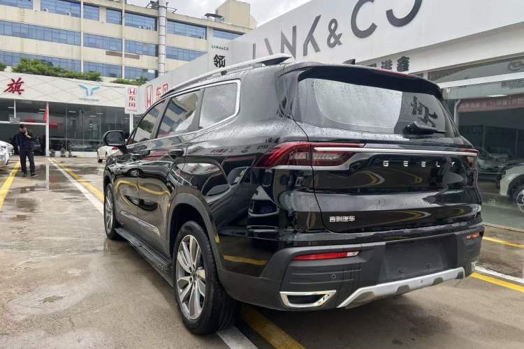 Used Geely Auto Haoyue 2022 1.8TD DCT Luxury 7-Seater Exterior 3