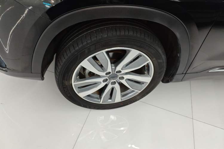 Used Geely Auto Haoyue 2022 1.8TD DCT Luxury 7-Seater Exterior 4
