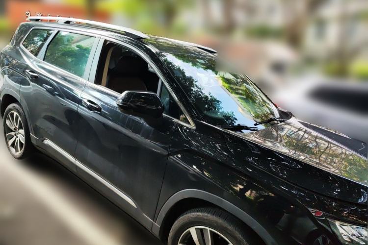 Used Geely Auto Haoyue 2022 1.8TD Automatic Prestige 7-Seater Front Right 45 Deg