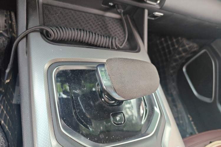 Used Geely Auto Haoyue 2022 1.8TD DCT Flagship 7-Seater Gear Lever