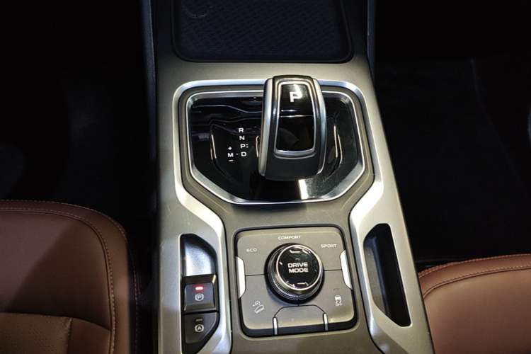 Used Geely Auto Haoyue 2022 1.8TD Automatic Prestige 7-Seater Gear Lever