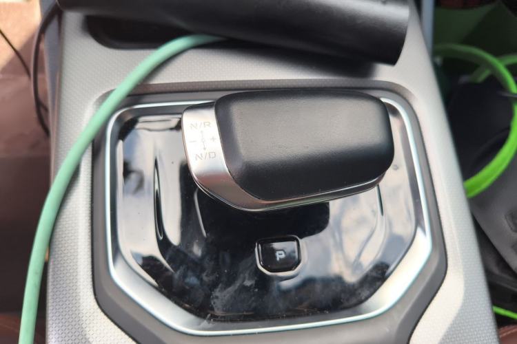 Used Geely Auto Haoyue 2022 1.8TD DCT Flagship 7-Seater Gear Lever