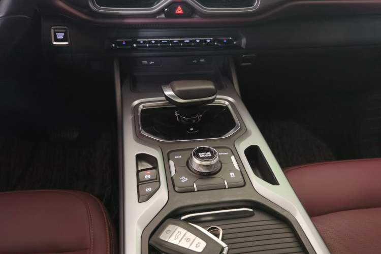 Used Geely Auto Haoyue 2022 1.8TD DCT Luxury 7-Seater Gear Lever