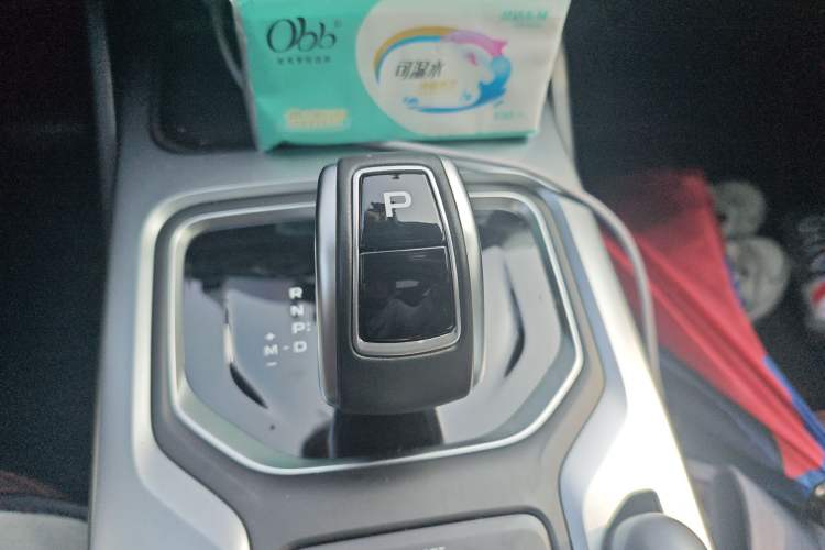 Used Geely Auto Haoyue 2022 1.8TD Automatic Prestige 7-Seater Gear Lever