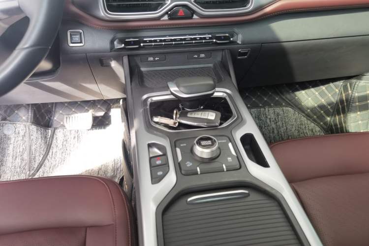 Used Geely Auto Haoyue 2022 1.8TD DCT Luxury 7-Seater Gear Lever