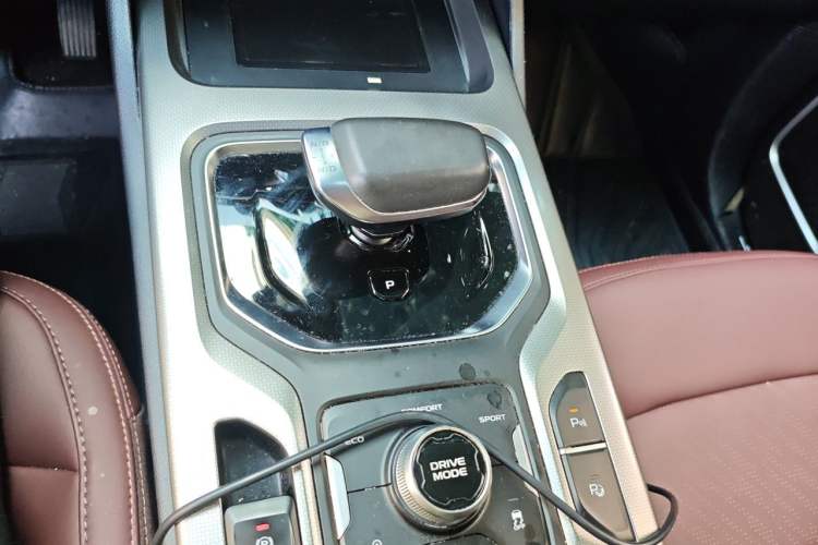 Used Geely Auto Haoyue 2022 1.8TD DCT Flagship 7-Seater Gear Lever