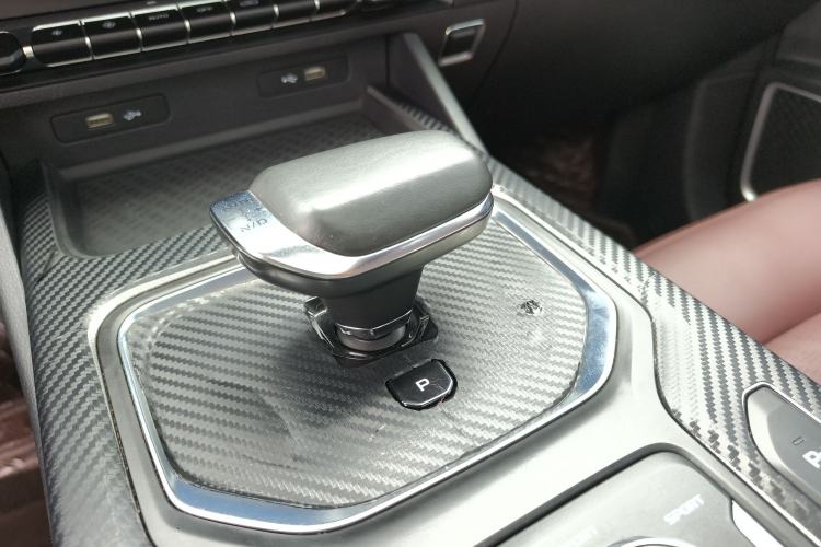 Used Geely Auto Haoyue 2022 1.8TD DCT Flagship 7-Seater Gear Lever