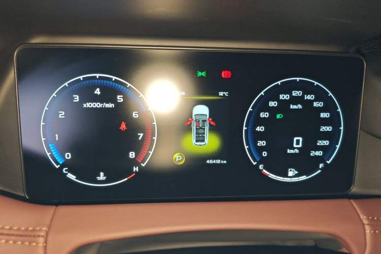 Used Geely Auto Haoyue 2022 1.8TD DCT Luxury 7-Seater Instrument Cluster