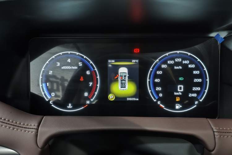 Used Geely Auto Haoyue 2022 1.8TD DCT Luxury 7-Seater Instrument Cluster