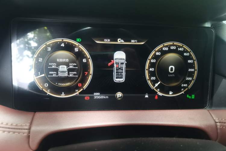 Used Geely Auto Haoyue 2022 1.8TD DCT Flagship 7-Seater Instrument Cluster