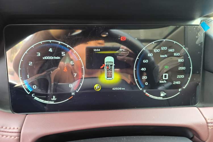 Used Geely Auto Haoyue 2022 1.8TD DCT Luxury 7-Seater Instrument Cluster