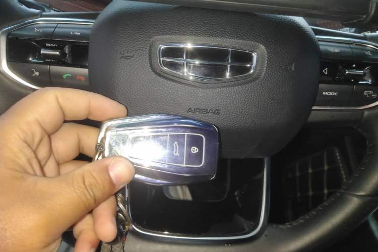 Used Geely Auto Haoyue 2022 1.8TD DCT Luxury 7-Seater Interior 1