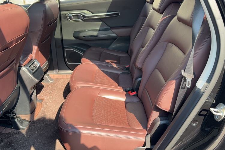 Used Geely Auto Haoyue 2022 1.8TD DCT Flagship 7-Seater Interior 1