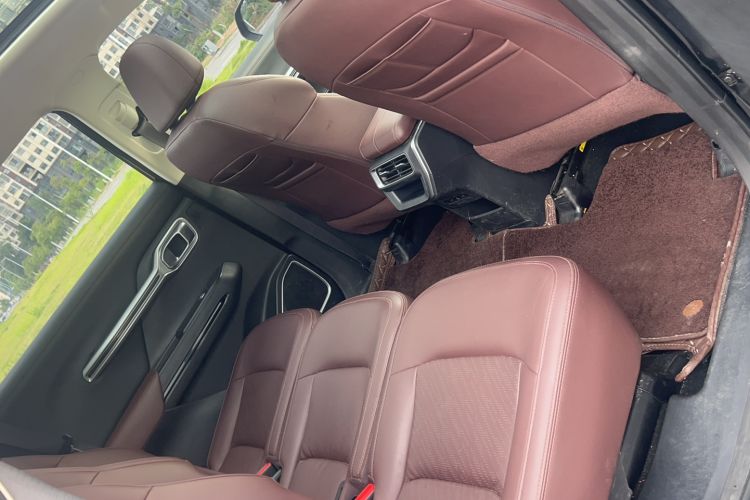 Used Geely Auto Haoyue 2022 1.8TD DCT Luxury 7-Seater Interior 10