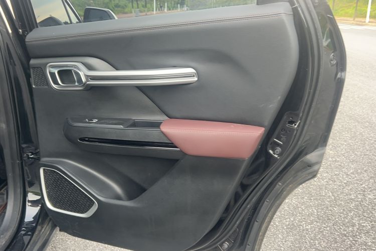 Used Geely Auto Haoyue 2022 1.8TD DCT Luxury 7-Seater Interior 11