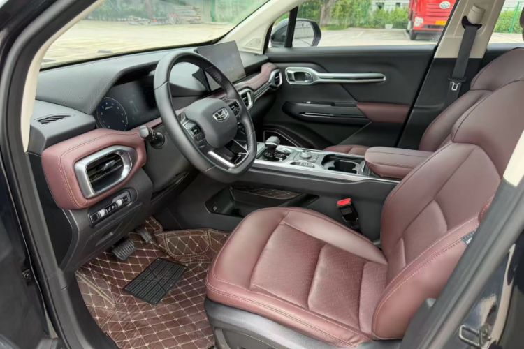 Used Geely Auto Haoyue 2022 1.8TD DCT Luxury Model 5 Seats Interior 3