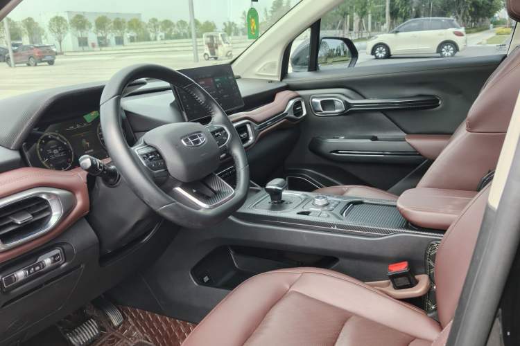 Used Geely Auto Haoyue 2022 1.8TD DCT Flagship 7-Seater Interior 3