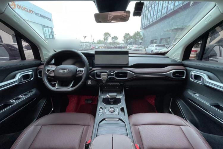 Used Geely Auto Haoyue 2022 1.8TD DCT Luxury 7-Seater Interior 4