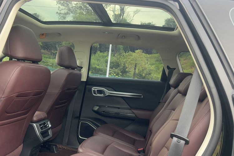Used Geely Auto Haoyue 2022 1.8TD DCT Luxury 7-Seater Interior 4