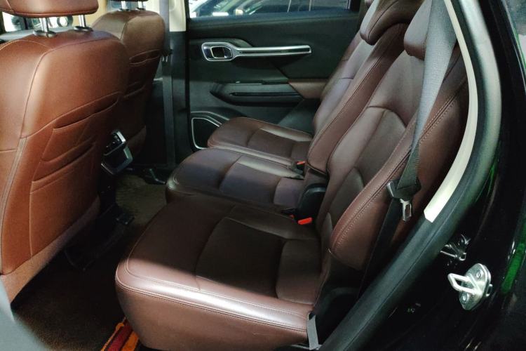Used Geely Auto Haoyue 2022 1.8TD Automatic Prestige 7-Seater Interior 4