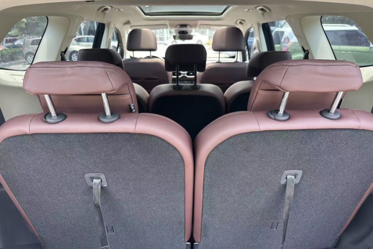 Used Geely Auto Haoyue 2022 1.8TD DCT Flagship 7-Seater Interior 5