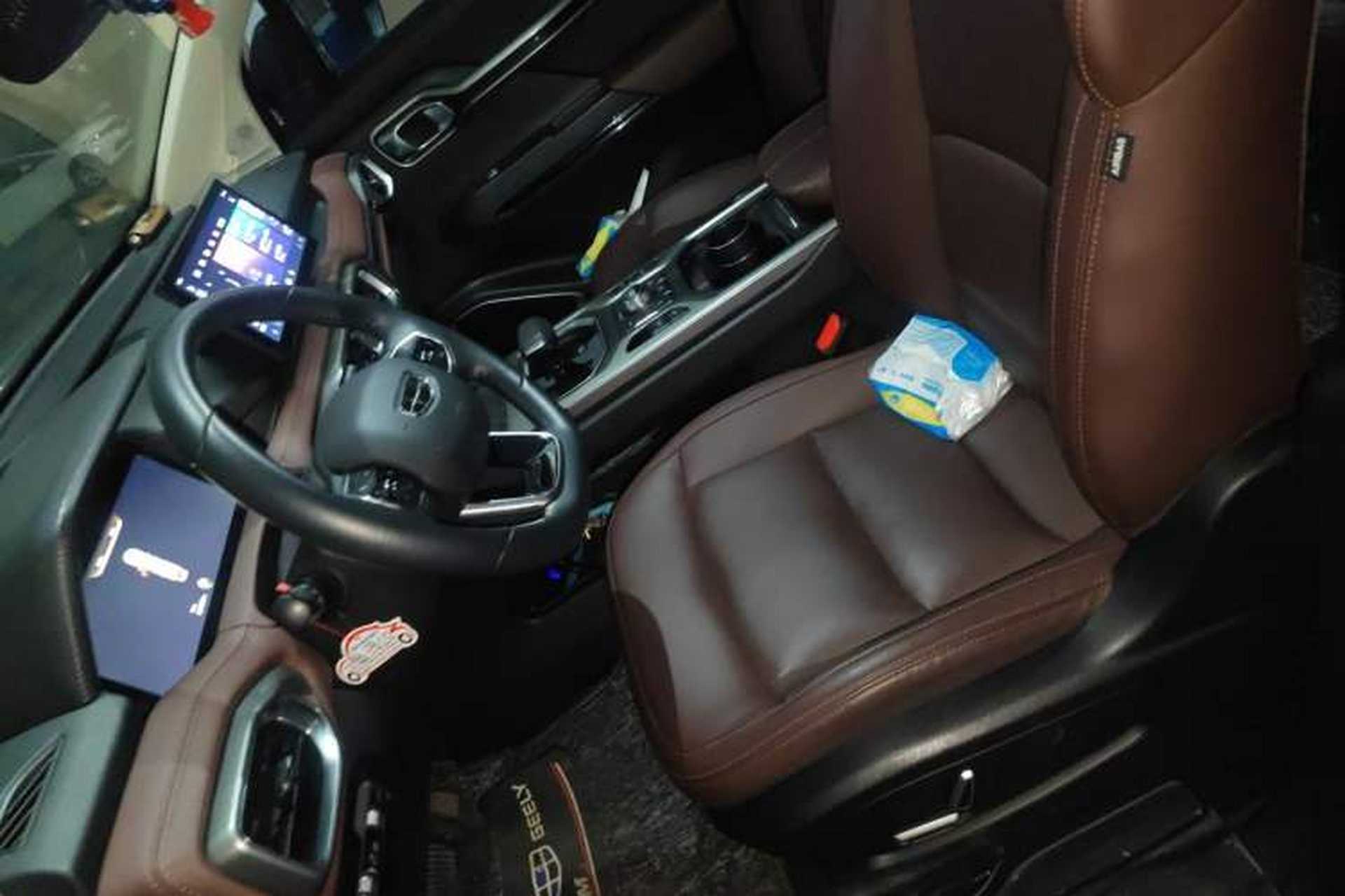 Used Geely Auto Haoyue 2022 1.8TD DCT Flagship 7-Seater Left Front Seat