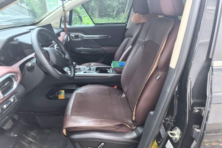 Used Geely Auto Haoyue 2022 1.8TD DCT Luxury 7-Seater Left Front Seat
