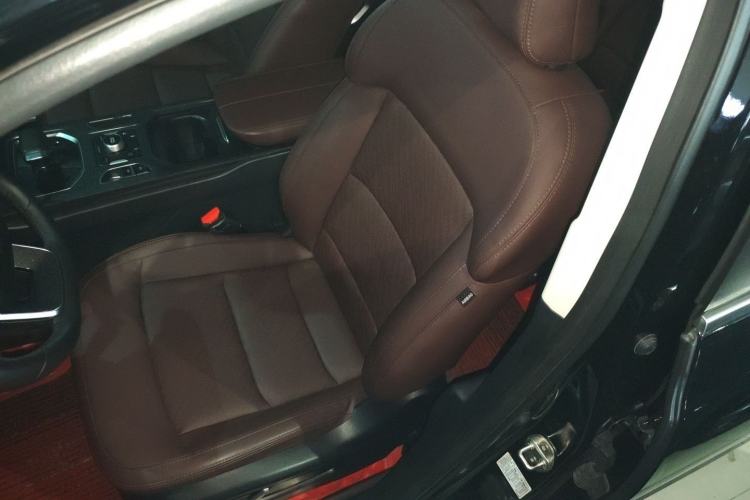 Used Geely Auto Haoyue 2022 1.8TD DCT Luxury 7-Seater Left Front Seat