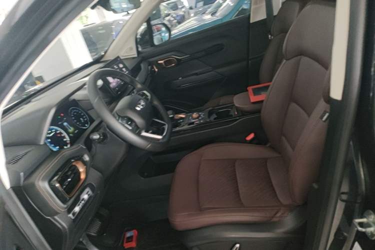 Used Geely Auto Haoyue 2022 1.8TD DCT Black Gold Limited Edition 7-Seater Left Front Seat