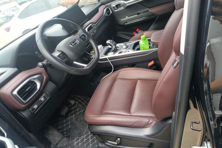 Used Geely Auto Haoyue 2022 1.8TD Automatic Prestige 7-Seater Left Front Seat