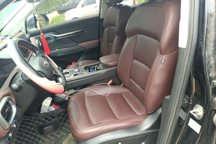 Used Geely Auto Haoyue 2022 1.8TD DCT Flagship 7-Seater Left Front Seat