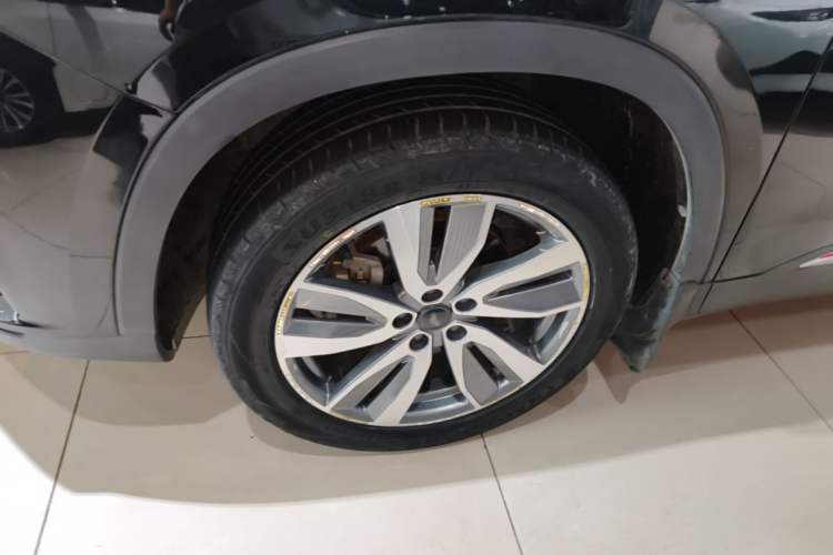 Used Geely Auto Haoyue 2022 1.8TD DCT Luxury 7-Seater Left Front Wheel Hub