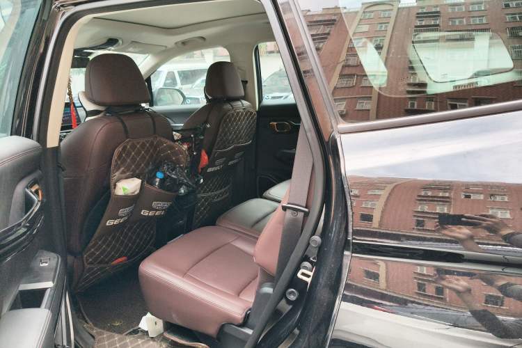 Used Geely Auto Haoyue 2022 1.8TD DCT Black Gold Limited Edition 7-Seater Left Rear Seat