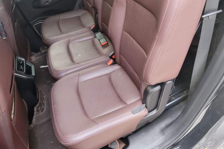 Used Geely Auto Haoyue 2022 1.8TD DCT Luxury 7-Seater Left Rear Seat