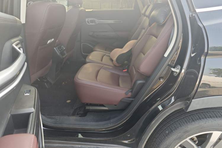 Used Geely Auto Haoyue 2022 1.8TD Automatic Prestige 7-Seater Left Rear Seat