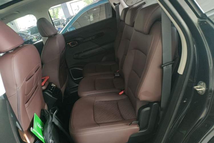 Used Geely Auto Haoyue 2022 1.8TD DCT Black Gold Limited Edition 7-Seater Left Rear Seat