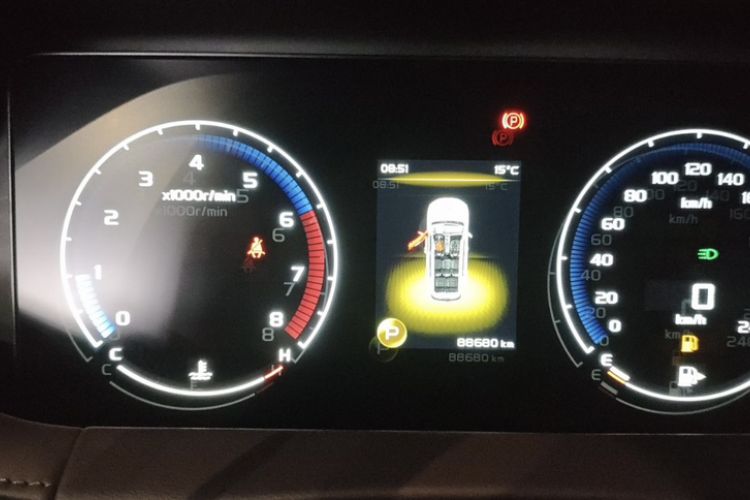 Used Geely Auto Haoyue 2022 1.8TD DCT Luxury 7-Seater Odometer Close Up