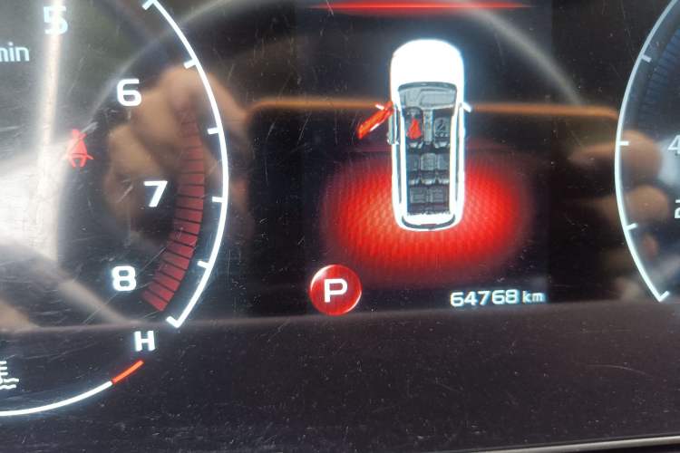 Used Geely Auto Haoyue 2022 1.8TD Automatic Prestige 7-Seater Odometer Close Up