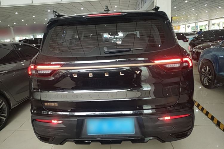 Used Geely Auto Haoyue 2022 1.8TD DCT Black Gold Limited Edition 7-Seater Rear