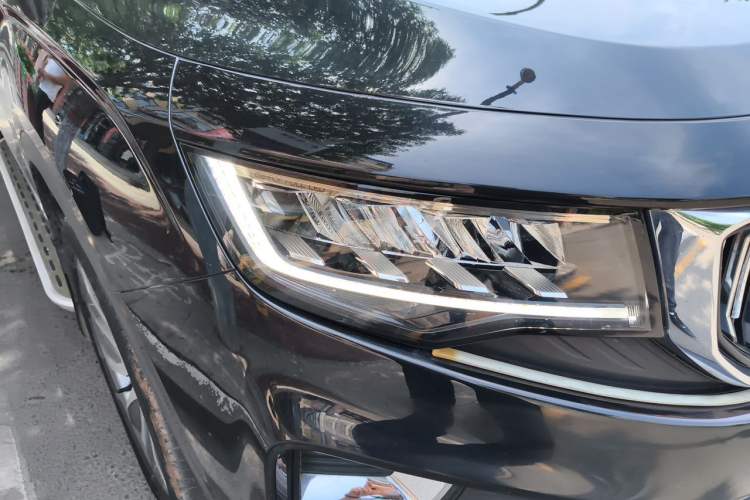 Used Geely Auto Haoyue 2022 1.8TD DCT Luxury 7-Seater Right Front Headlight