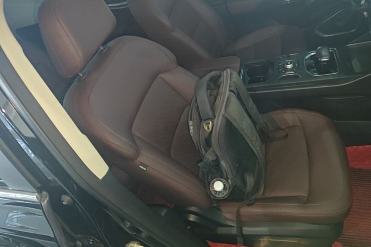 Used Geely Auto Haoyue 2022 1.8TD DCT Luxury 7-Seater Right Front Seat