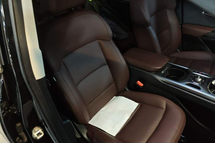 Used Geely Auto Haoyue 2022 1.8TD Automatic Prestige 7-Seater Right Front Seat