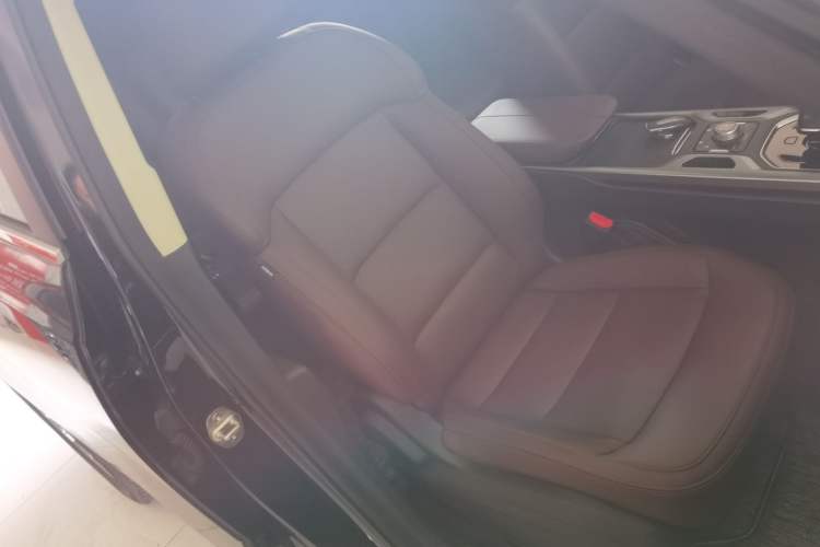 Used Geely Auto Haoyue 2022 1.8TD DCT Luxury 7-Seater Right Front Seat