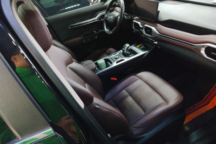 Used Geely Auto Haoyue 2022 1.8TD Automatic Prestige 7-Seater Right Front Seat