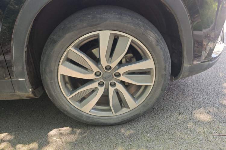 Used Geely Auto Haoyue 2022 1.8TD DCT Luxury 7-Seater Right Front Wheel Hub