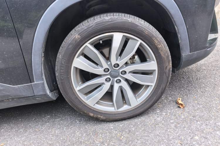 Used Geely Auto Haoyue 2022 1.8TD DCT Luxury 7-Seater Right Front Wheel Hub