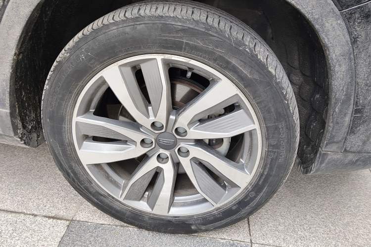 Used Geely Auto Haoyue 2022 1.8TD DCT Luxury 7-Seater Right Front Wheel Hub