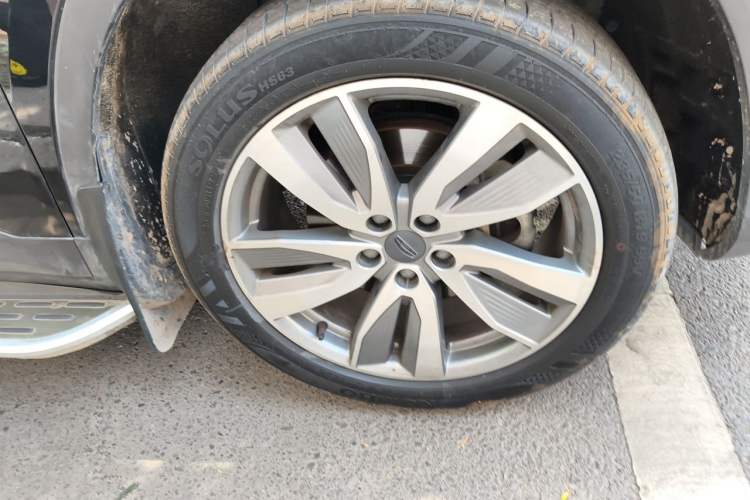 Used Geely Auto Haoyue 2022 1.8TD DCT Luxury 7-Seater Right Front Wheel Hub